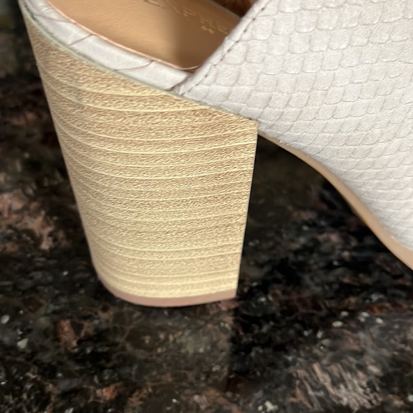 Excellent condition Express slip on shoes! - Picture 6 of 6